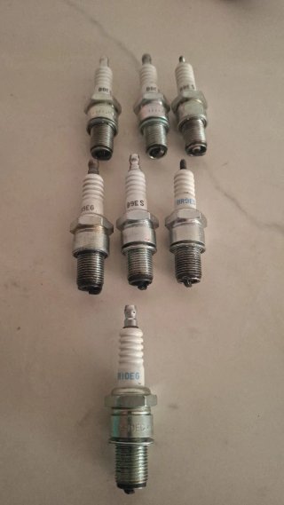 Lote 7 Bujías NGK Moto 2T Seminuevas
