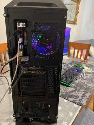 PC Gaming Completo con Monitor,WebCam,teclado y...