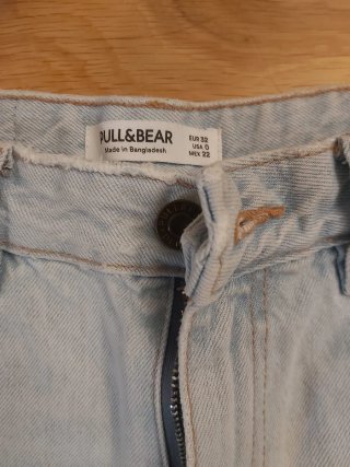 Shorts vaqueros Pull&bear  desgastados