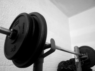 Press Banca Barra y Discos + Maquina abdominales