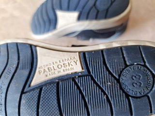 Zapatillas botín azul y blanco