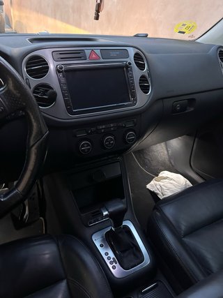 Volkswagen Tiguan 4 motion ful extras 2010