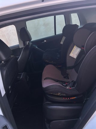 Volkswagen Tiguan 4 motion ful extras 2010