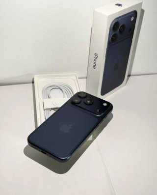 iPhone 17 Pro Azul Marino