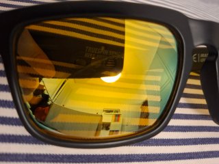 Occhiali da sole TrueSpin neri con lenti multicol