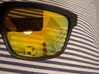 Occhiali da sole TrueSpin neri con lenti multicol