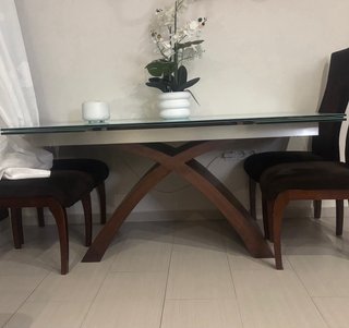 Mesa de salón cristal y madera