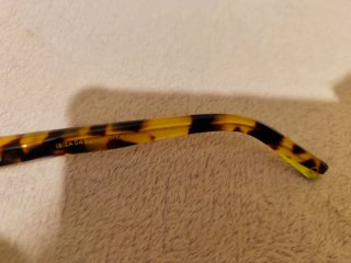 Gafas de sol tortuga y neón