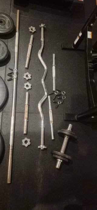 Banco de musculación multifunción +109kg en pesas