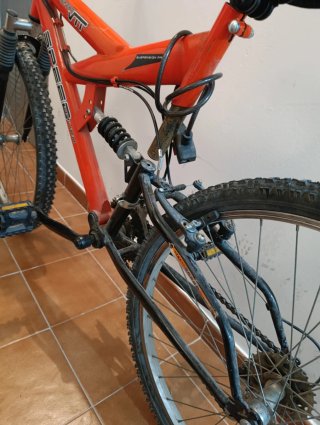 Bicicleta de Montaña Naranja 26"