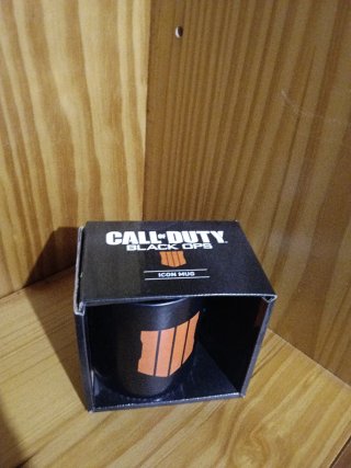 Taza Call of Duty Black Ops 4 Negra