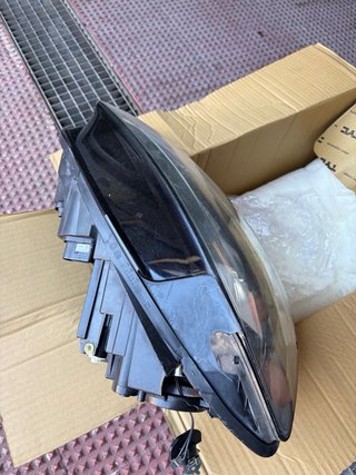 Faro delantero Volkswagen Golf VII