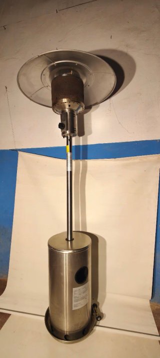 2 Estufas seta exterior gas metal plateada