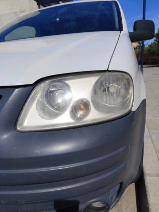 Pulido de faros con polímero= ITV favorable