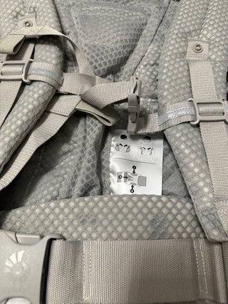 Ergobaby Omni Breeze Cinzento Caixa Manual