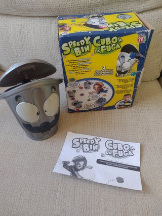 Juego Speedy Bin Cubo a la Fuga