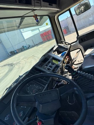 Camión Volvo FL6