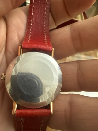 Omega Automático con Correa Roja