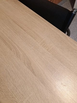 Mesa de escritorio madera y metal