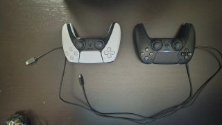 PS5 + 2 controller + 14 giochi