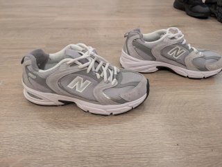 New Balance 530 Gris/Plata - Prácticamente Nuevas