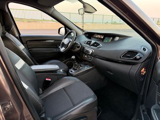 Renault Grand Scenic 2013