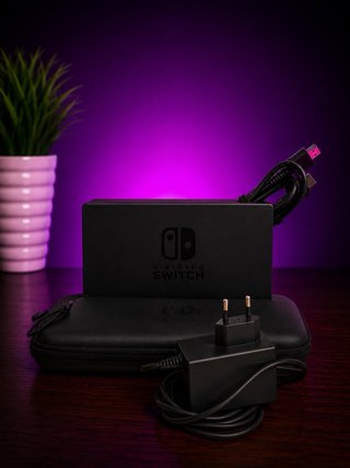 Nintendo Switch con caja