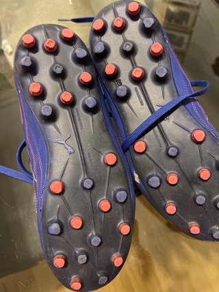 Botas de fútbol Puma Ultra. Taco AG