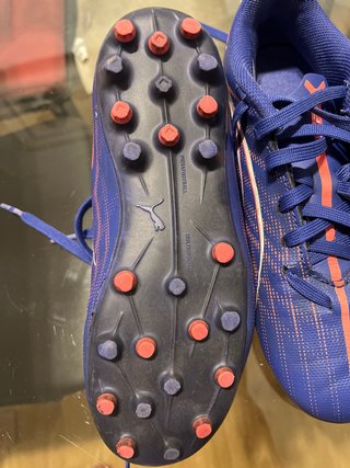 Botas de fútbol Puma Ultra. Taco AG