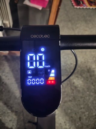 Patinete Eléctrico Cecotec Bongo