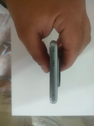 Se vende Xiaomi Redmi note 14 pro plus 5G