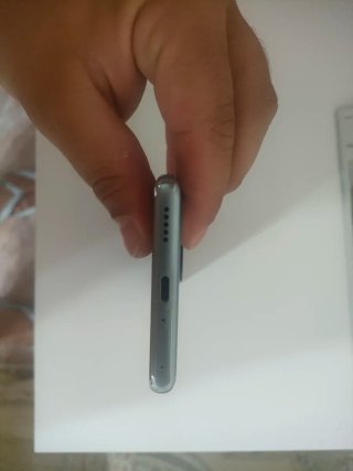 Se vende Xiaomi Redmi note 14 pro plus 5G