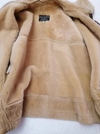 Montone da uomo in pelle marrone modello aviatore