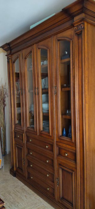 Salón comedor madera maciza Roble y Nogal