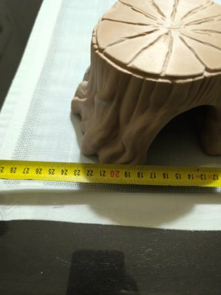 Cueva con comedero para terrario en 3d