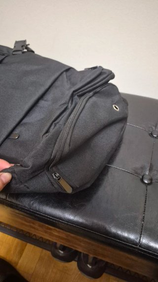 Mochila muy reforzada con cargador y térmica