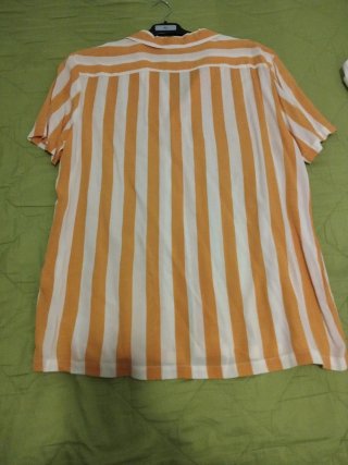 Camisa Hollister Rayas Naranja y Blanca Talla M