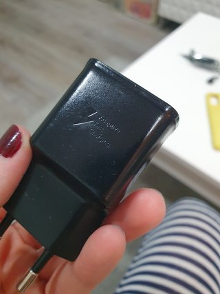 Samsung A41 con accesorios