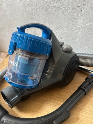 Aspiradora Eureka Whirlwind Azul