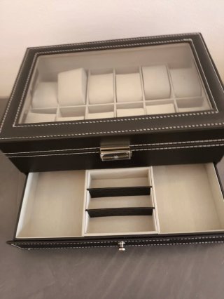Custodia porta orologi con cassetto