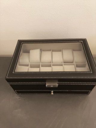 Custodia porta orologi con cassetto