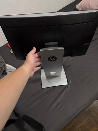 Pantalla HP Plata y Negra