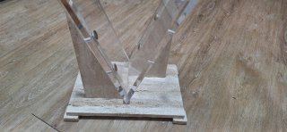 Mesa recibidor cristal, metacrilato y mármol