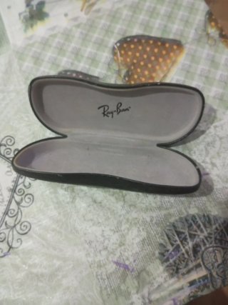 Gafas de sol Ray-Ban doradas y verdes