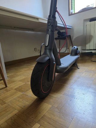 Patinete Eléctrico Xiaomi Mi Scooter 4