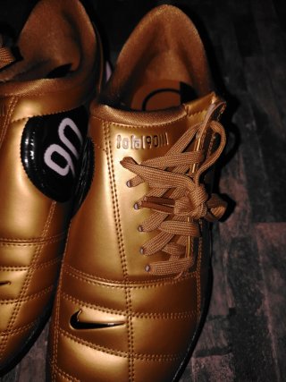 Scarpe Nike Total 90 Oro