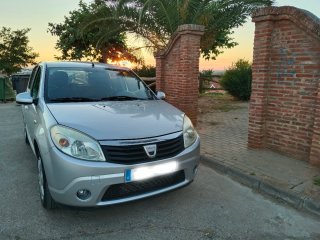 Dacia Sandero 2009