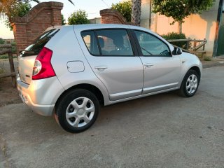 Dacia Sandero 2009
