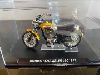 Modellino Ducati Scrambler 450 1973