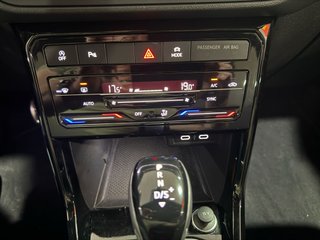 VOLKSWAGEN T-CROS R LINE 1.5 AUTOMÁTICO 150 CV